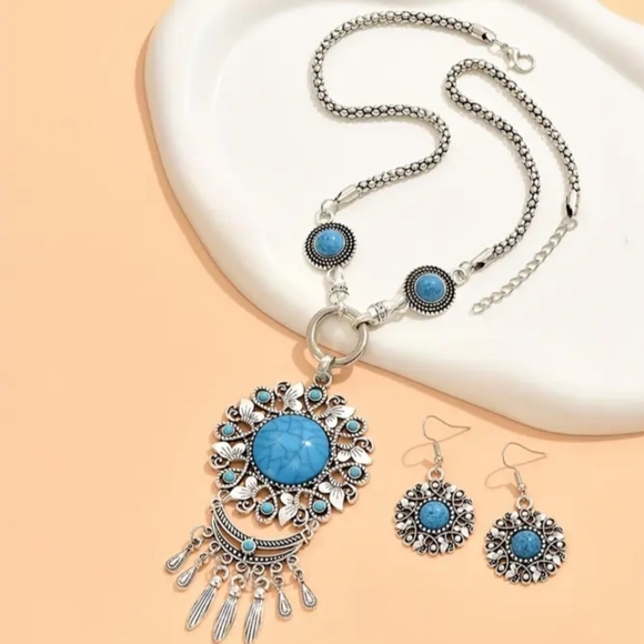 2/$40 NEW Western Silver and Blue Turquoise Necklace Earring Set Preppy -(#0143) - Picture 4 of 5